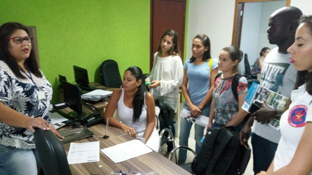 Acadêmicos UFMS visitam SIEMS — foto 1